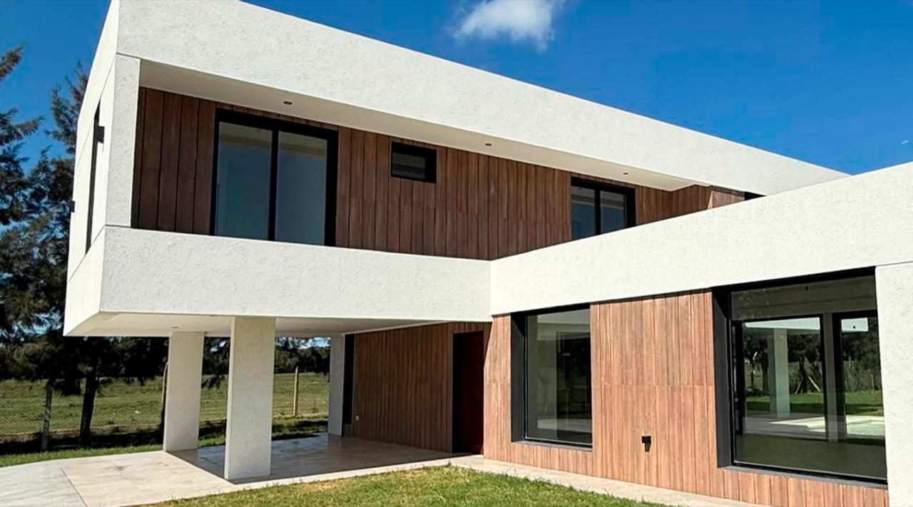 Estudio de Arquitectura Carlone Lanús